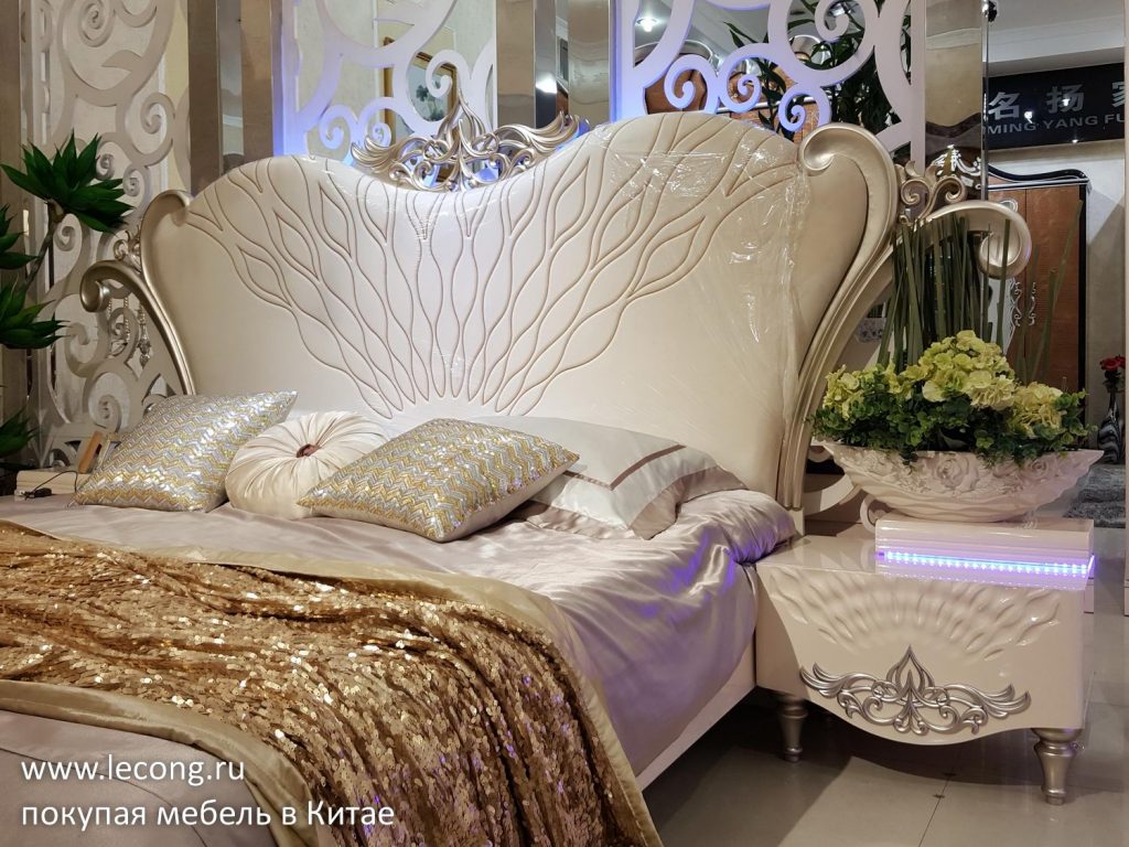 арт-деко кровать тумба для кровати прикроватная спальня ремонт квартиры