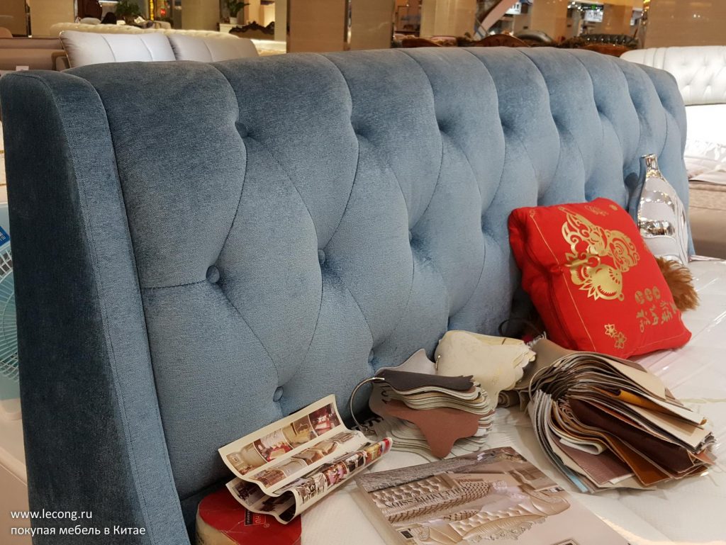 Кровать тканевая американская классика