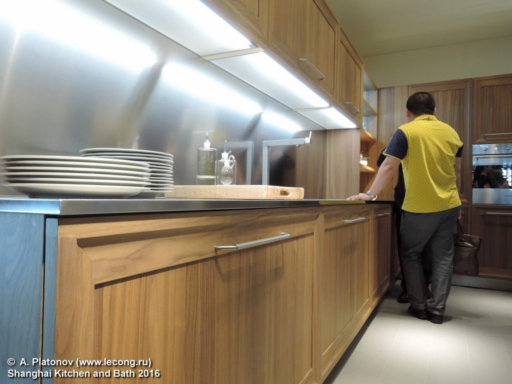 Выставка Shanghai Kitchen and bath 2016 — VENETA CUCINE