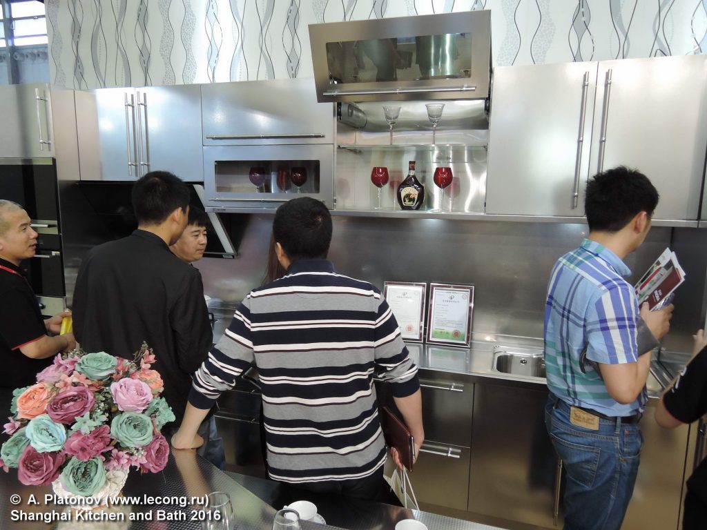 RI SHIN BAIJIN KITCHEN - китайский производитель кухонной мебели выставка в Шанхае