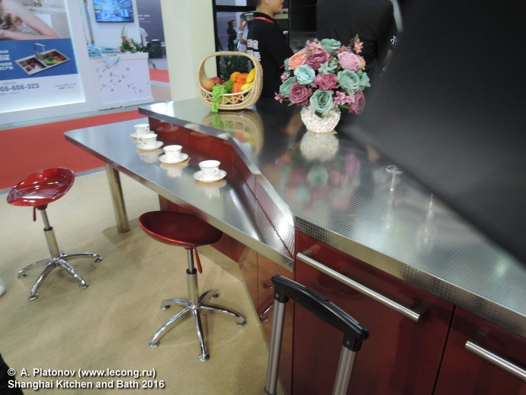 RI SHIN BAIJIN KITCHEN - китайский производитель кухонной мебели выставка в Шанхае