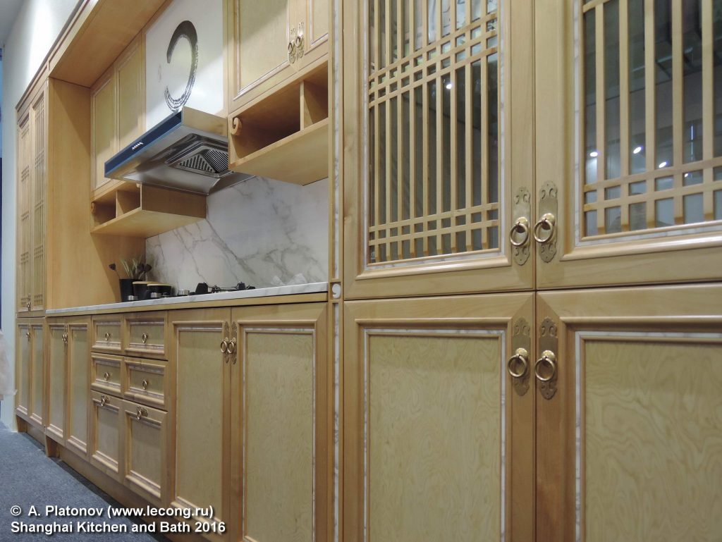 LiXil Haier kitchen - выставка кухонной мебели в Китае