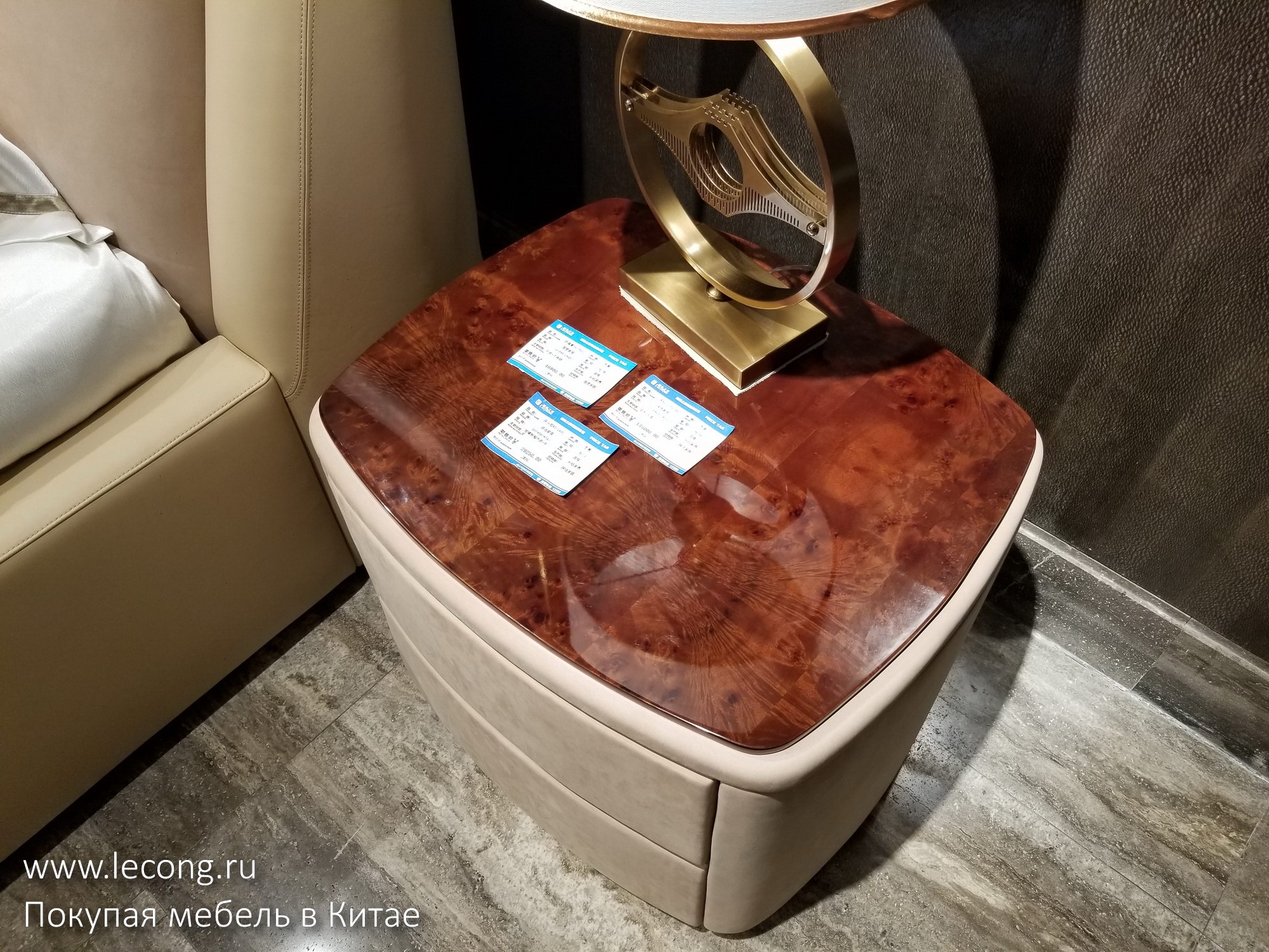 Копии брендовой мебели в Китае